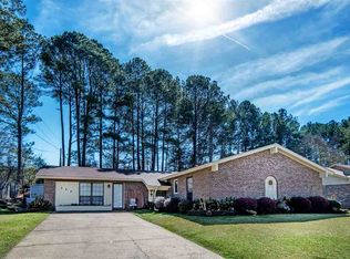 384 Randall Dr, Pearl, MS 39208