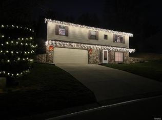 107 Schiller Dr, Collinsville, IL 62234