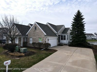 10853 Canterbury Ln, Grand Ledge, MI, 48837