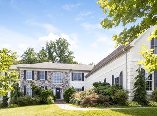 44 Lenfant Ct, Glen Mills, PA 19342