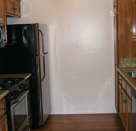 5th image of 1427 Brockton Ave APT 104