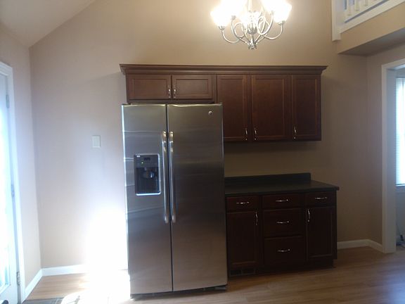 5th image of 4619 Griffin St