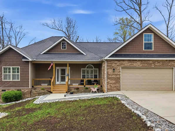 271 Mountain Shadow Dr, Evensville, TN 37332