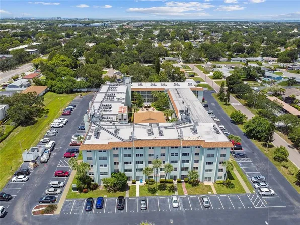 801 83RD AVENUE N #317, ST PETERSBURG, FL 33702