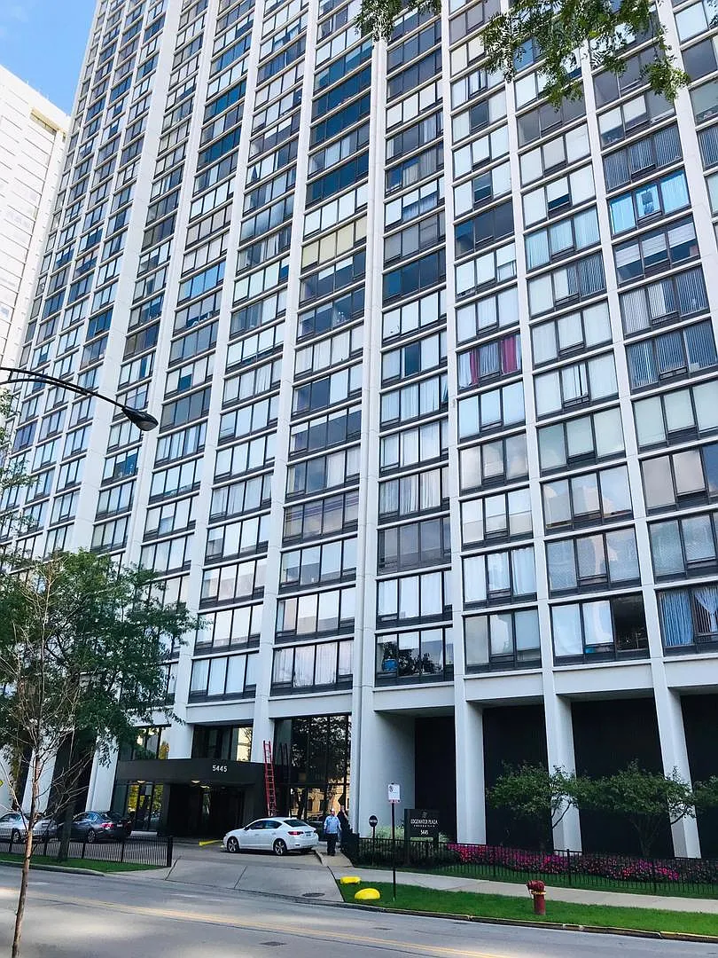 1 bed, 850 sqft, $1,900 — Photo 1