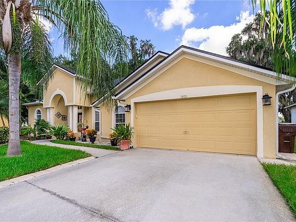 2nd image of 1821 Ironwood Way