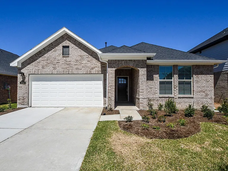 31322 Horseshoe Meadow Bend Ln — Photo 1