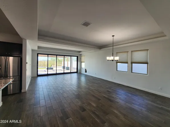 1807 W TOMBSTONE Trail, Phoenix, AZ 85085