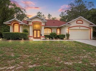 184 Pine St, Homosassa, FL 34446