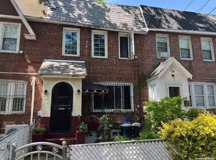 11314 205th St, Saint Albans, NY 11412
