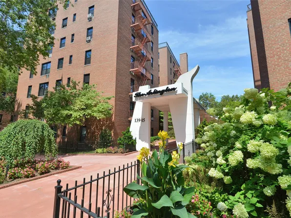 139-15 83rd Avenue #107, Briarwood, NY 11435