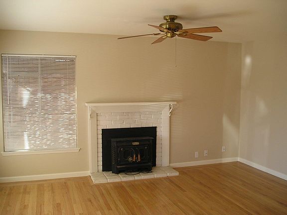 2nd image of 3413 San Marino Ave