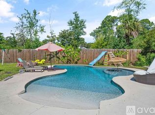 205 Military Rd, Saint Simons Island, GA 31522