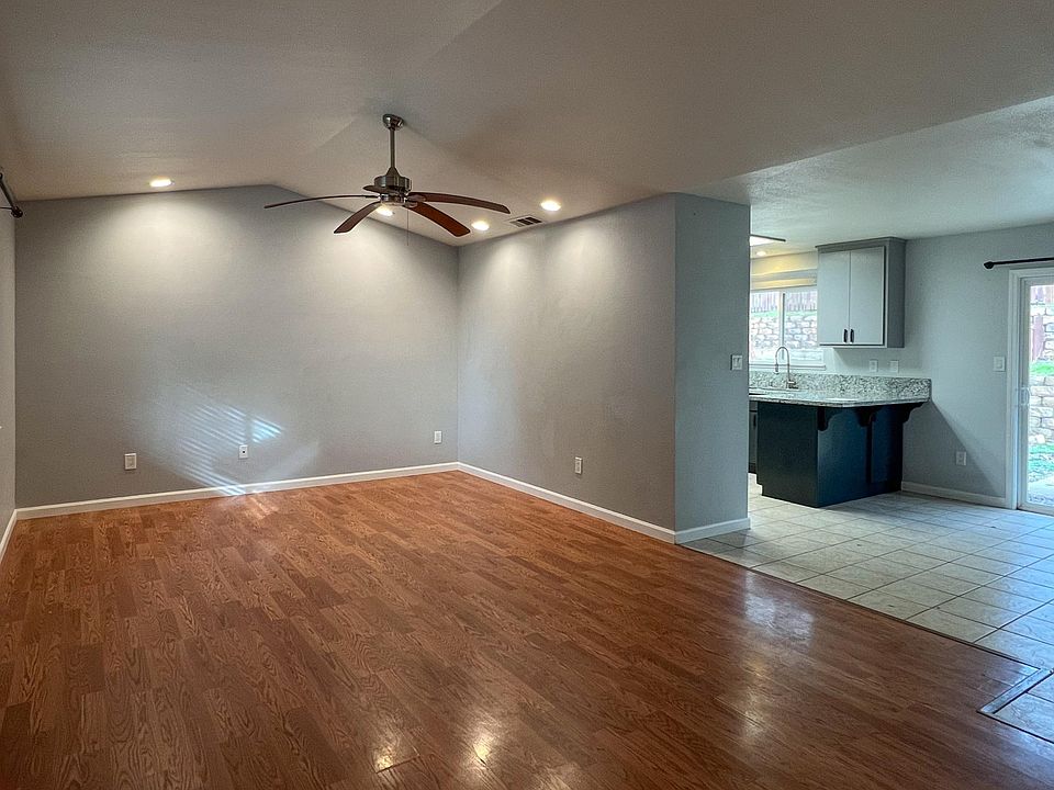 1st image of 4509 Justine Ave