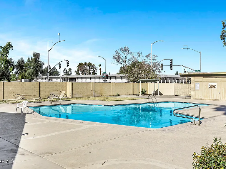 14 E Hermosa Dr — Photo 31