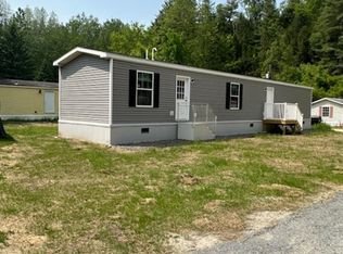 59 3rd St, St Johnsbury, VT 05819