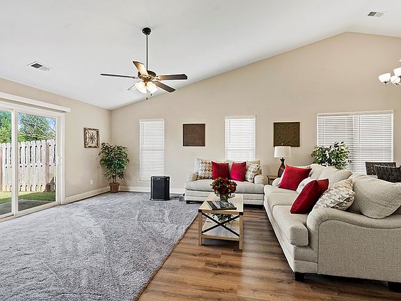 3rd image of 111 Dry Branch Ct