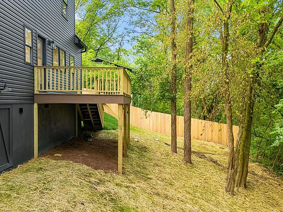 5th image of 4111 McCahill Rd