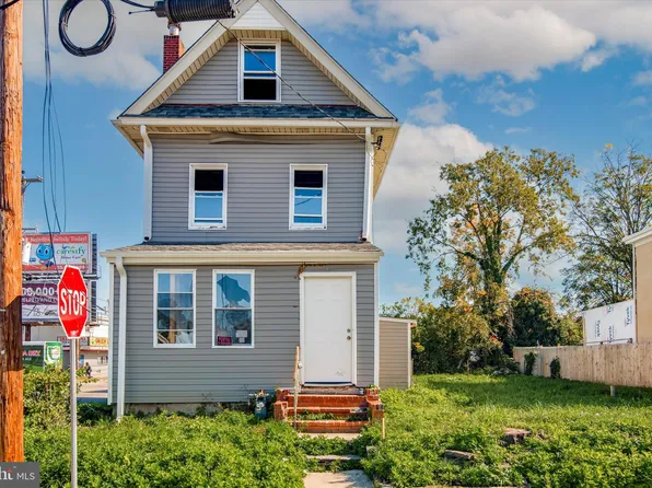 1025 Center St, Darby, PA 19023