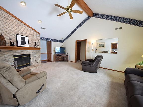 4th image of 9406 Newgate Ct