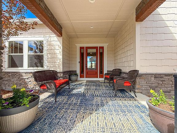 2nd image of 16043 Swan Mountain Dr