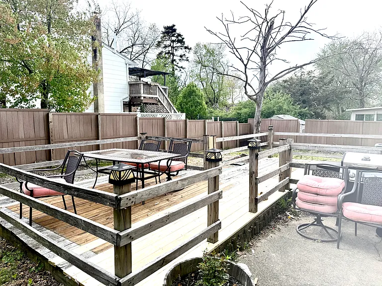 13 Poplar Pl — Photo 16