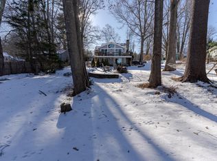 11 & 13 Dulcies Point Road, Kingston, NH 03848