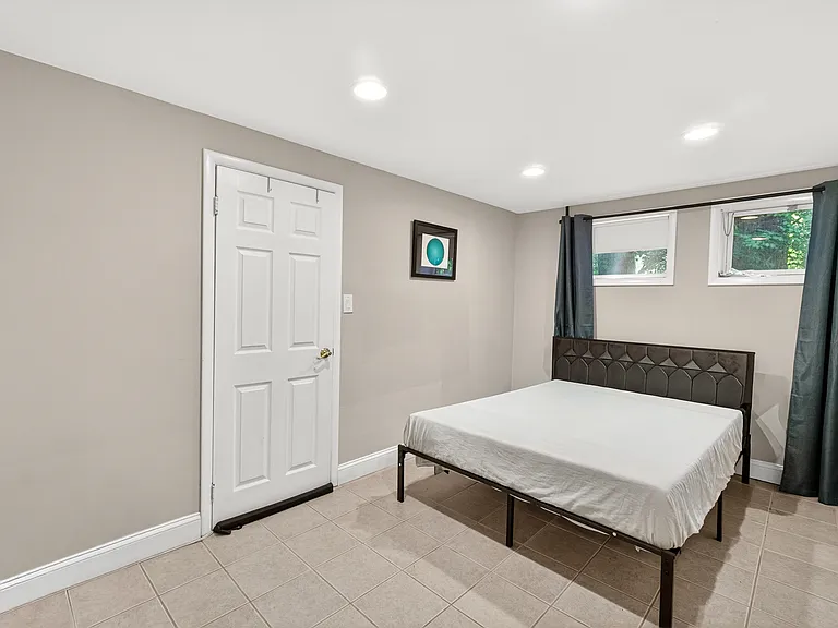 4905 Ertter Dr — Photo 16
