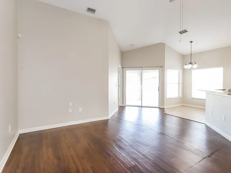 3832 Washburn Pl — Photo 5