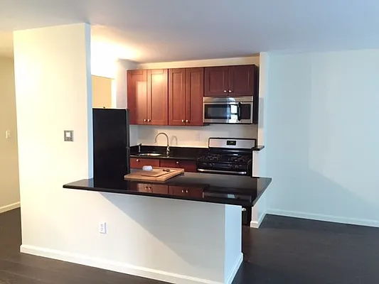 Rented by Lang Realty LLC | media 2