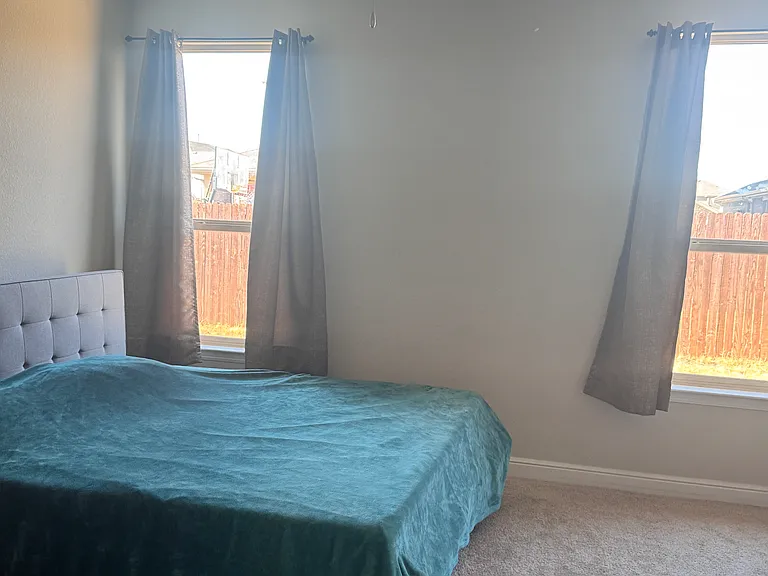 15801 Caballero Dr — Photo 2