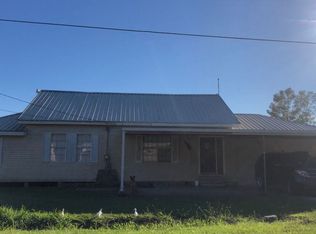 5914 Sportsman Dr, New Iberia, LA 70560