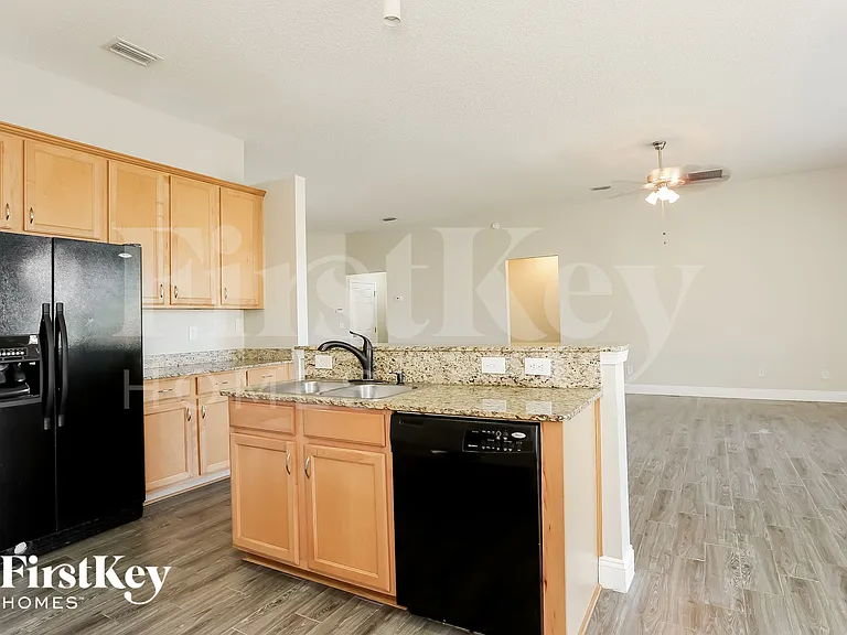 13760 Fish Eagle Dr W — Photo 7