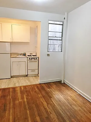 Rented by Sandra Greer Real Estate | media 27