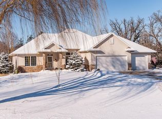 260 Kristin Dr NW, Rochester, MN 55901