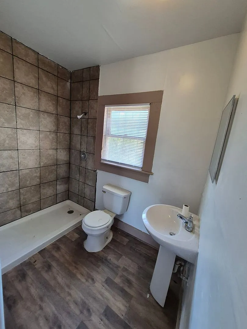 414 Sherman, San Antonio, TX. 78202 — Photo 4
