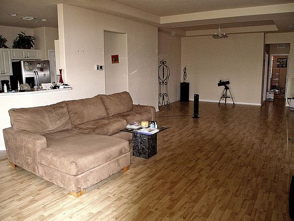 living/dining area