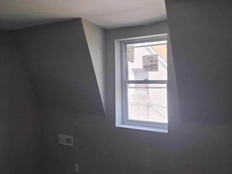 1115 White St — Photo 12