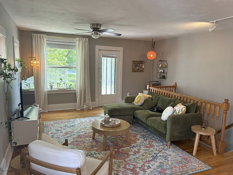 Open floor plan - Living room leading to your balcony
