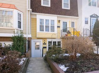 1442 Mara Vista Ct, Crofton, MD 21114