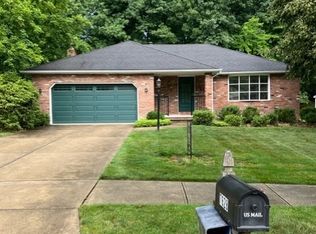 7628 Hidden Valley Ln, Parma, OH 44129