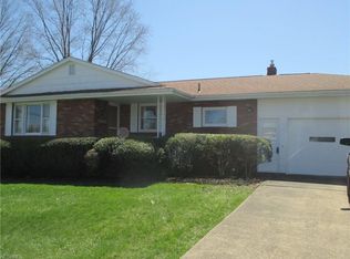 1445 Rose Hedge Ct, Poland, OH
