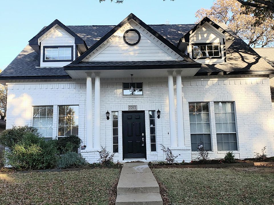 1st image of 2203 Wren Ln