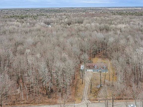 5 private acres! 