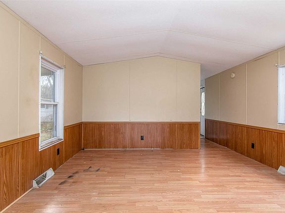 4th image of 525/D22 Riverleigh Ave