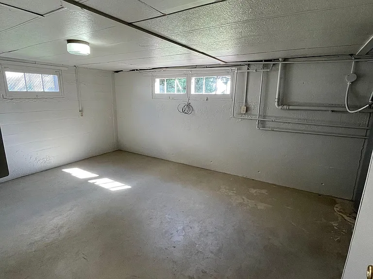 1312 S Juanita St — Photo 16