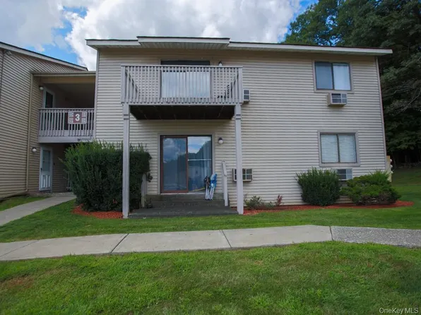 226 Concord Lane, Middletown, NY 10940