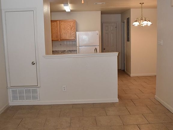 2nd image of 3411 Turner Ave