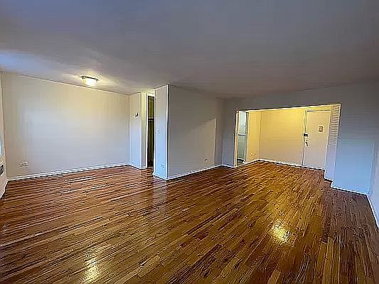 1st image of 540 Ocean Pkwy #33