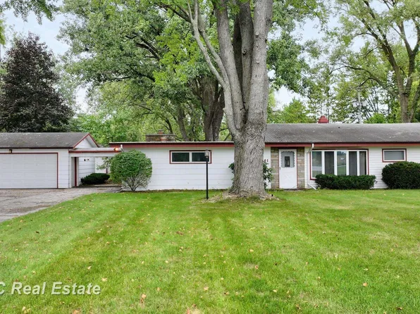5161 S Washington Rd, Saginaw, MI 48601